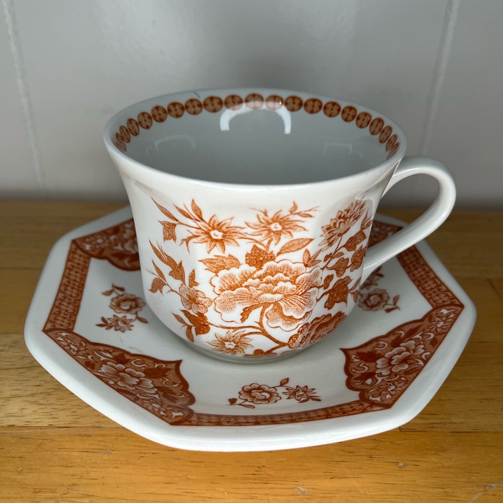 Old Pekin-Tea Cup & Saucer-Royal Staffordshire-Brown-6oz-England S0188.03